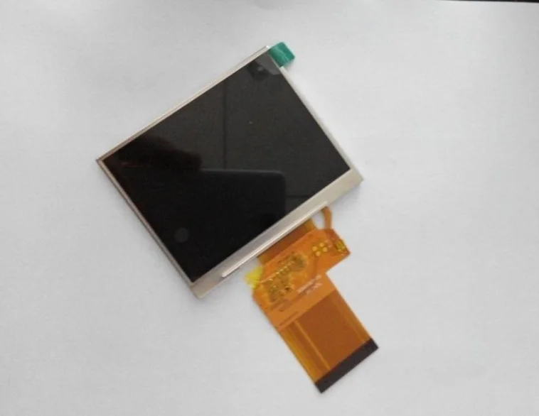 LQ035NC111 LCD screen