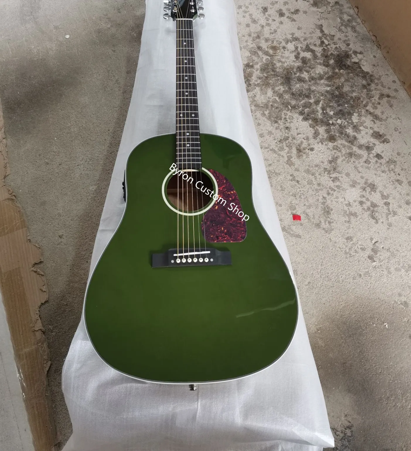 free shipping AAA quality 2020 custom slope shoulder olive green solid J guitar acoustic electric guitars