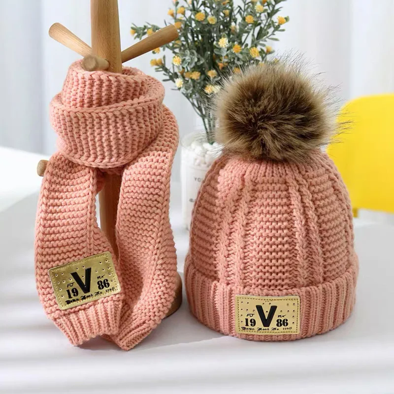 Children\'s hat and scarf set combination boys and girls lovely thick style autumn winter warm knitting wool hat and neck scarf