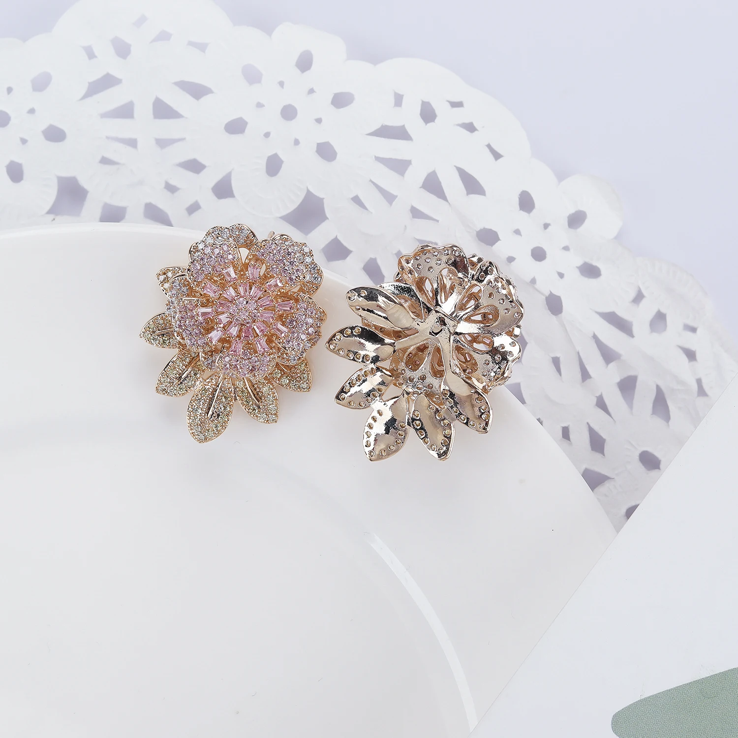 Cubic Zircon CZ Flower Earrings for Wedding Bride Crystals Earring Women Girl Birthday Party Jewelry CE11361