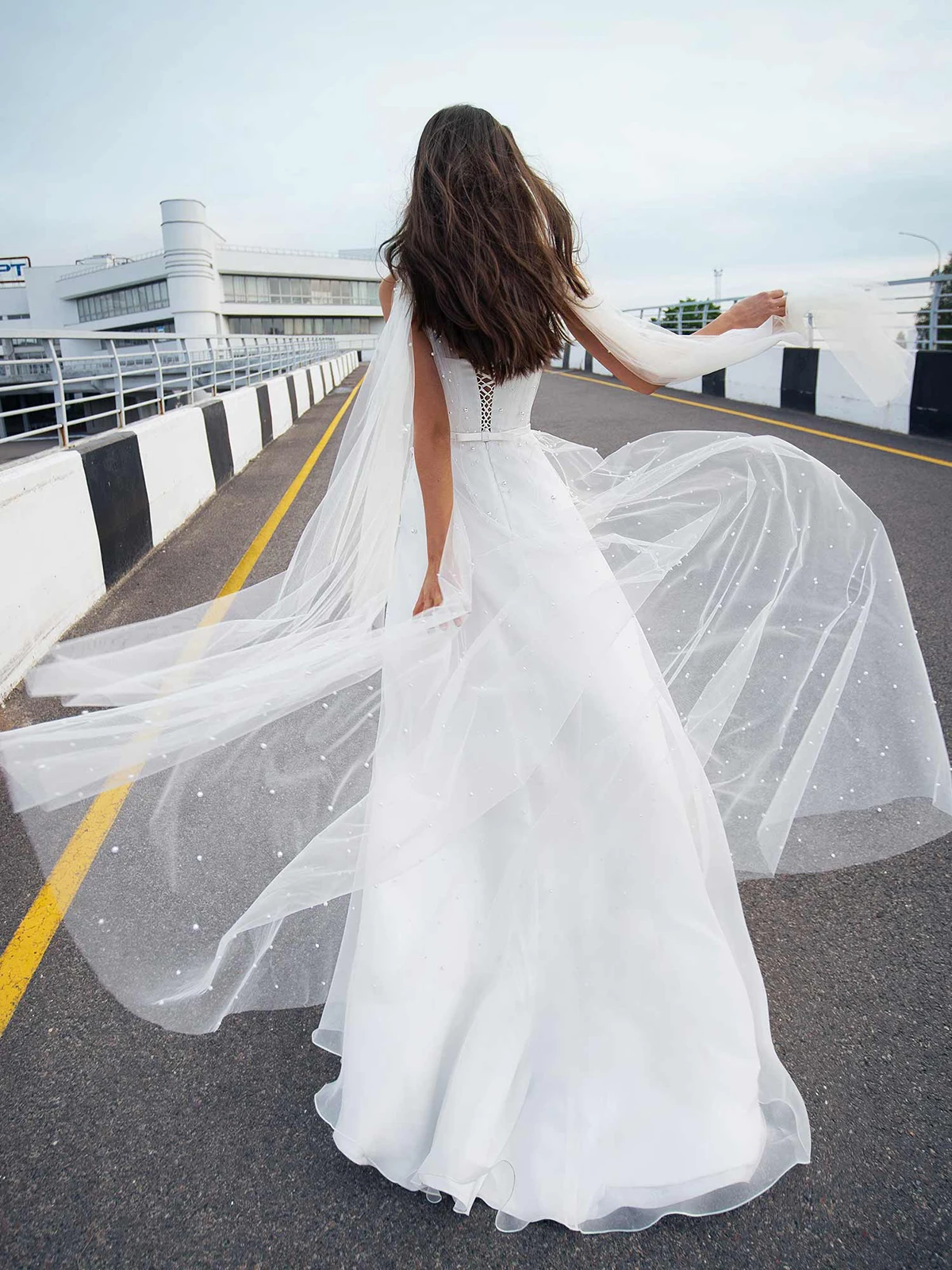 Vestidos de novia sin mangas con escote en V y perlas, traje bohemio con abertura lateral y cordones en la espalda, gran oferta, 2023