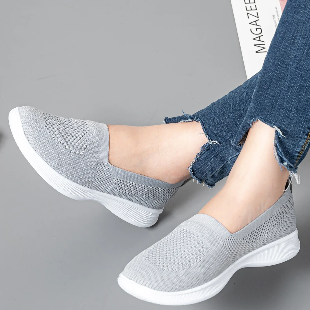 Summer Women Shoes Knitted Sock Women\'s Sneakers Slip On Shoes Lightweight Flats Women Sports Shoes Plus Size Loafers Plus Size