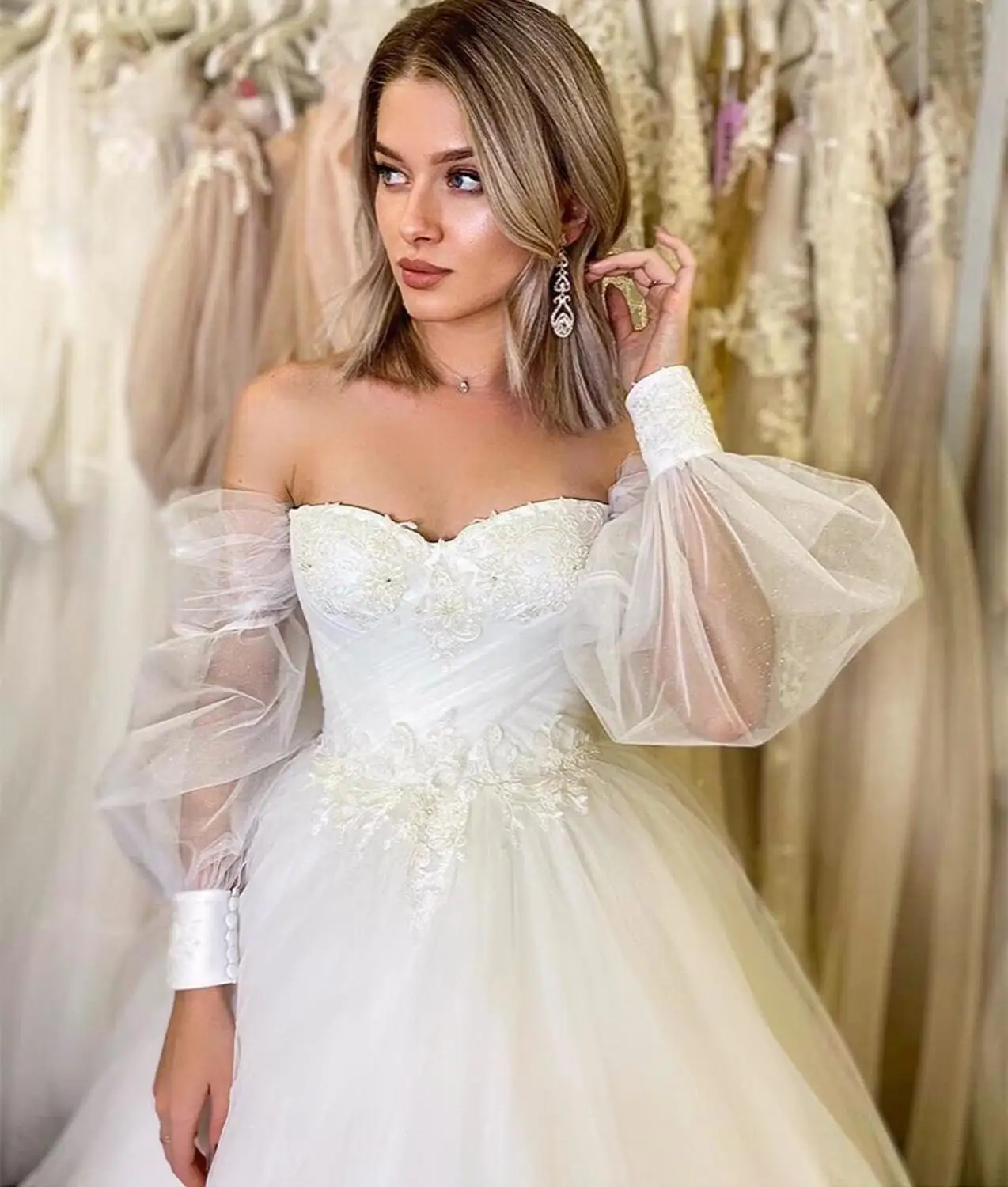 Strapless Wedding Dress Long Puff Sleeves Lace Appliques Ball Gown For Women Floor Length Soft Tulle Lace Up Simple