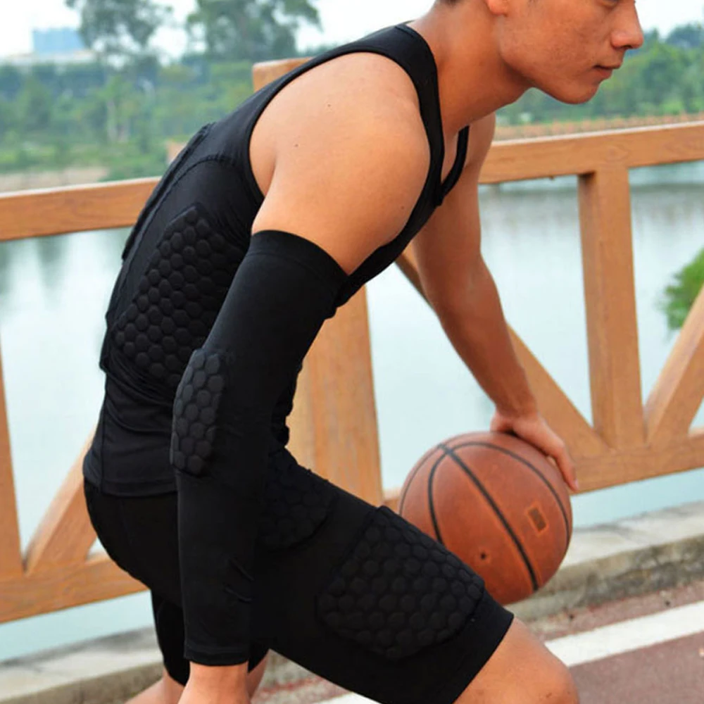 2018 New Honeycomb Tight Training Vest Football Jerseys Body Protection Basketball Jersey Vest Tight Fitness T-shirts Gym