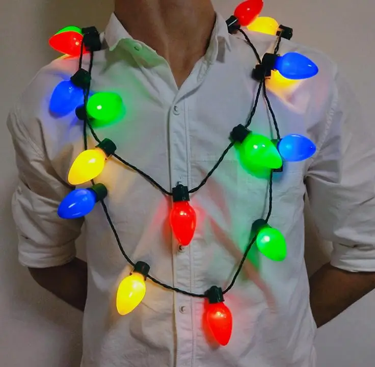 

140pcs LED Light Up Christmas Bulb Necklace Glowing Party Favors for Adults or Kids Holiday Party Decoration SN1627