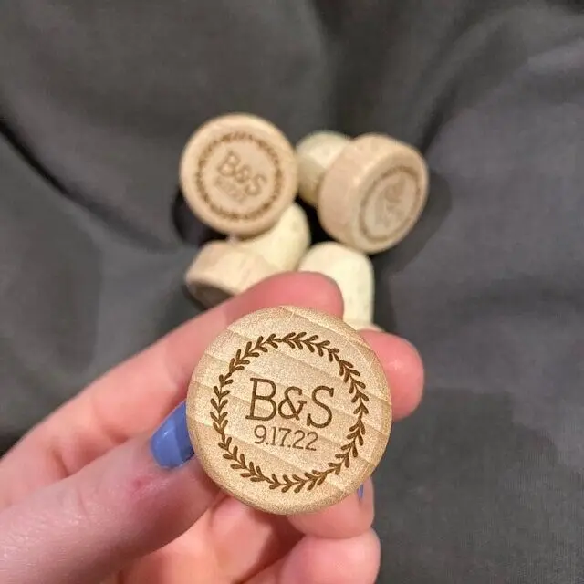 

Personalized Engraved Wood Wine Stopper,Anniversary Cork Bottle Toppers Gift,Personalized Rustic Wedding Gift with Your Logo