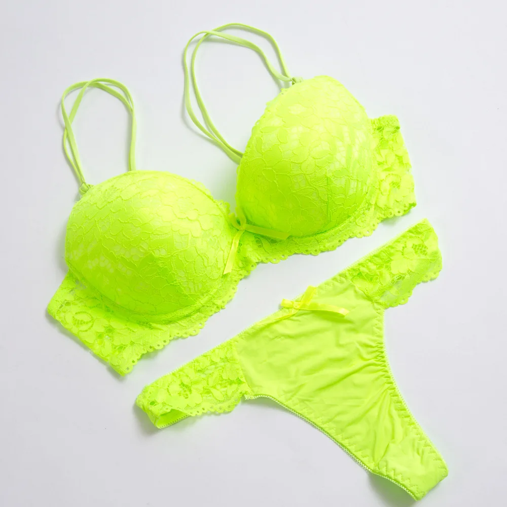 Sexy mousse Neon Green Lid Set of Underwear Warm Arm Cotton Women Bra and Thong Set Women Lace Big Size Push Up Bra Panties