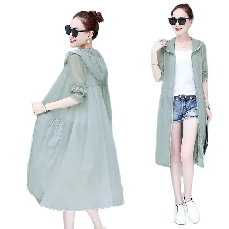 

2022 Spring Summer Fashion All-Match Dreathable Sunscreen Clothing Women Mid-Length Loose Sunscreen Clothing Lady Thin Coat M498