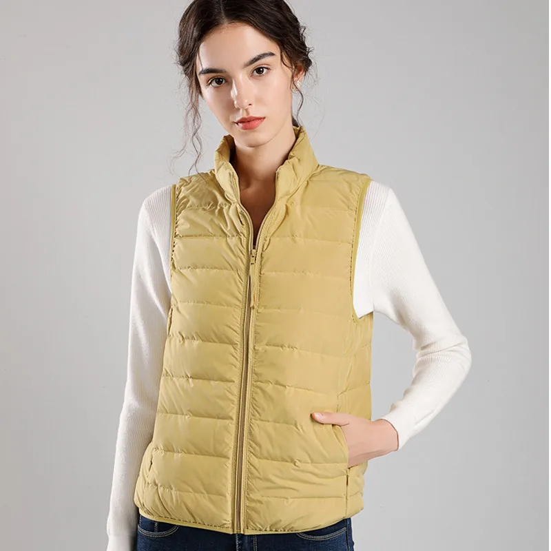 Women\'s Packable Ultra Lightweight Down Vest Outdoor Puffer Vest  90% White Duck Down Sleeveless Windproof Warm Waistcoat