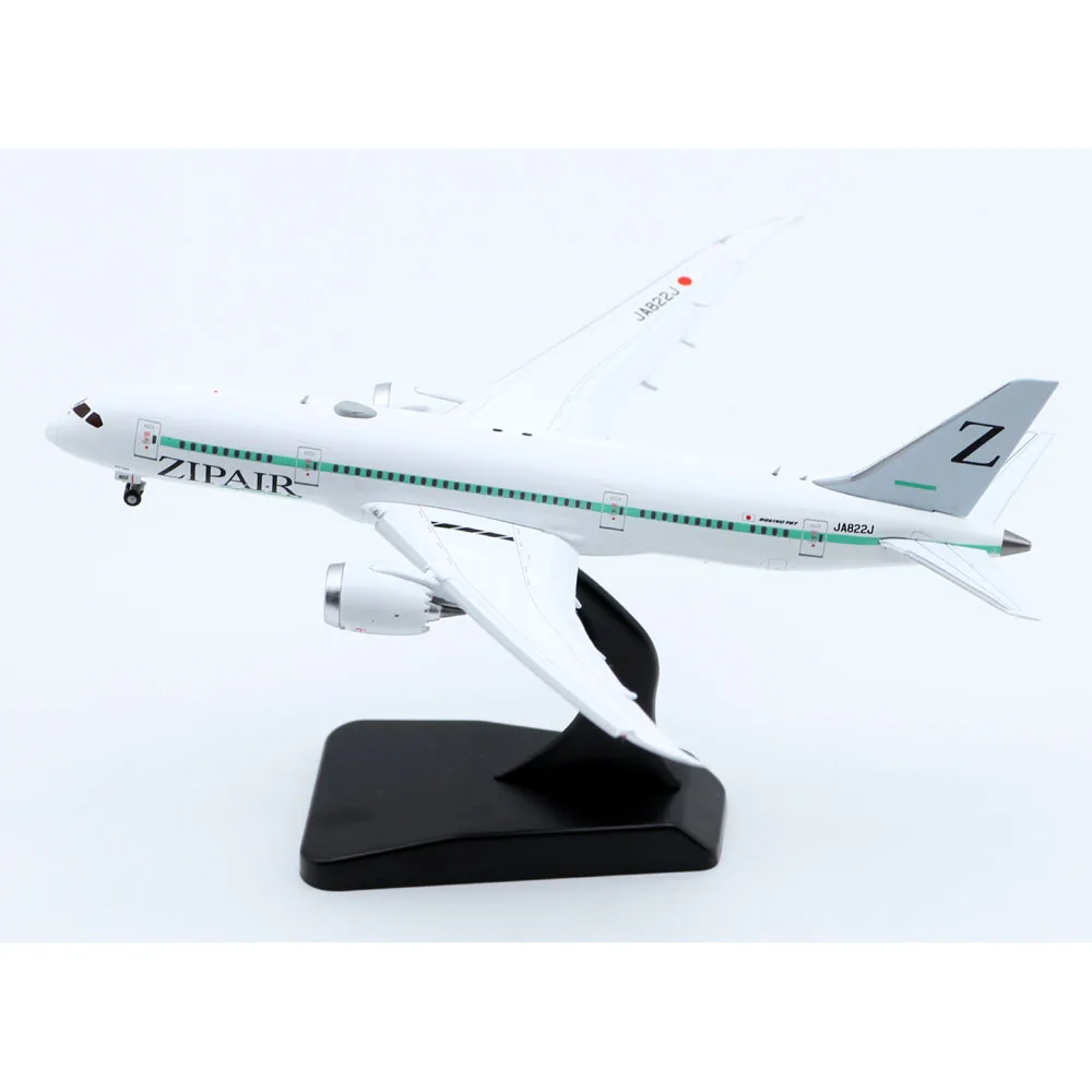 1:400 سبيكة تحصيل طائرة JC أجنحة EW4788004A البريدي الهواء دريملاينر بوينغ B787-9 دييكاست نموذج طائرة JA822J اللوحات أسفل #3