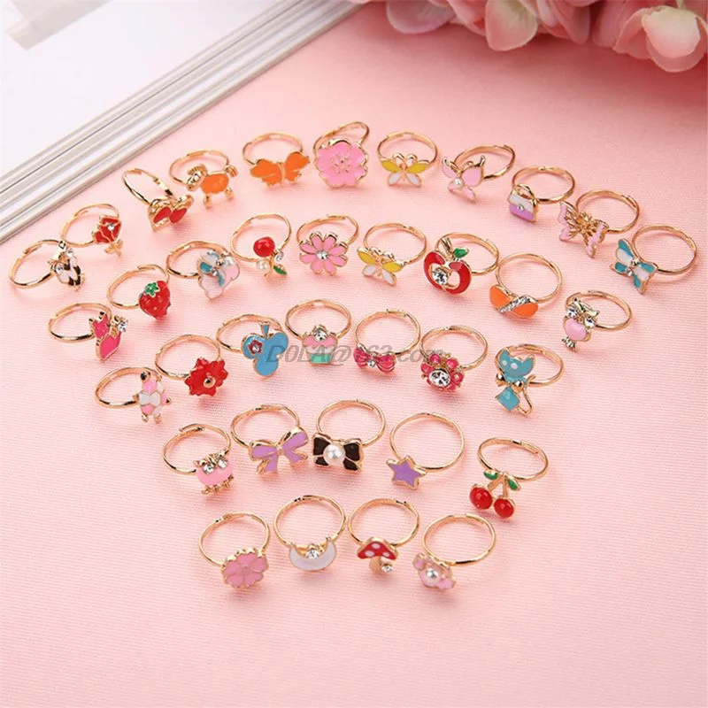 36pcs Children kids rings Little Girl Makeup Jewelry Adjustable Rings in Box, Girl Pretend Play and Dress up Rings Random Shape