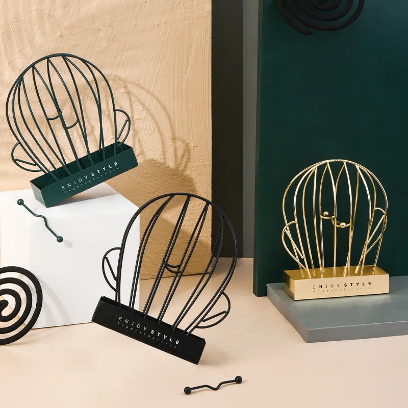 

Nordic Gold Iron Cactus Shape Art Incense Stick Burner Holder Aromatherapy Plate Candle Coil Home Decoration Tool