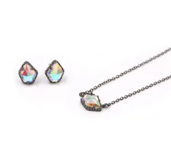 2022 New Fashion  Small Five Sides Dichroic AB and Clear Crystal Stone Pendant Necklace for Women