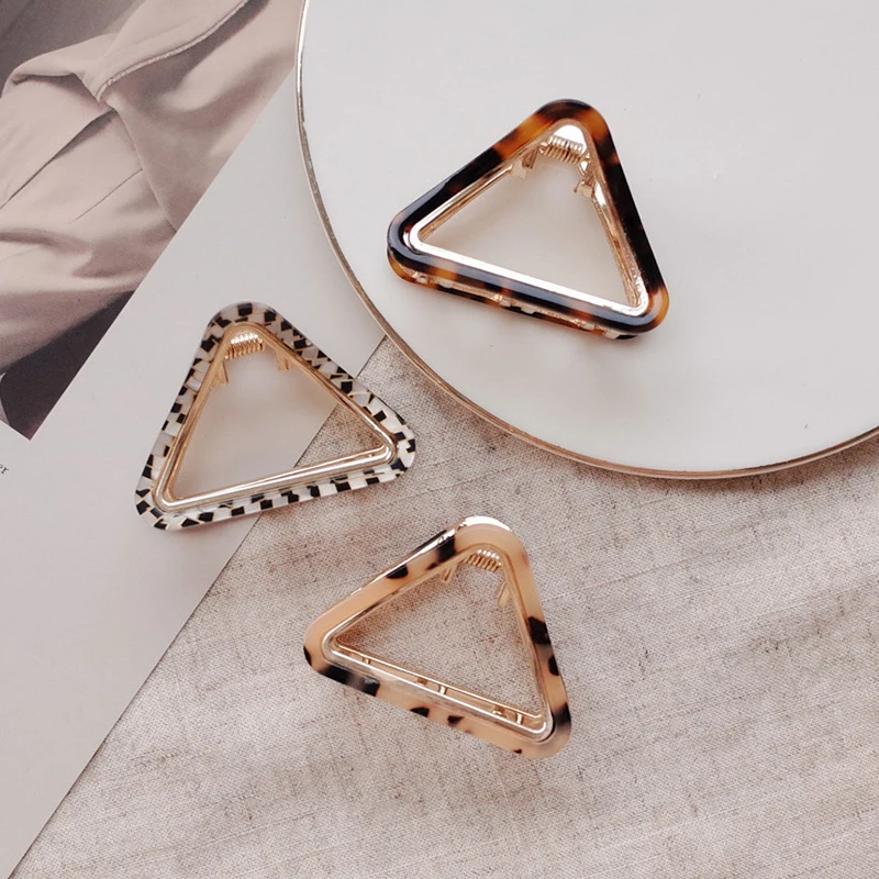 Korea 2022 New Fine Vintage Girls Hairpins Accessories Acrylic Acetate Sheet Triangle Crab Hair Shark Clip For Women Claw Clips