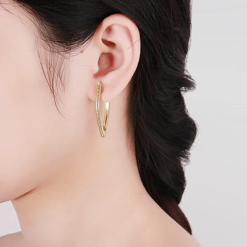 Women\'s New Fashion Hyperbolic V-Shaped Triangle Drop Earrings Crystal Golden/White Straight Piercing Earring Stud Accessories