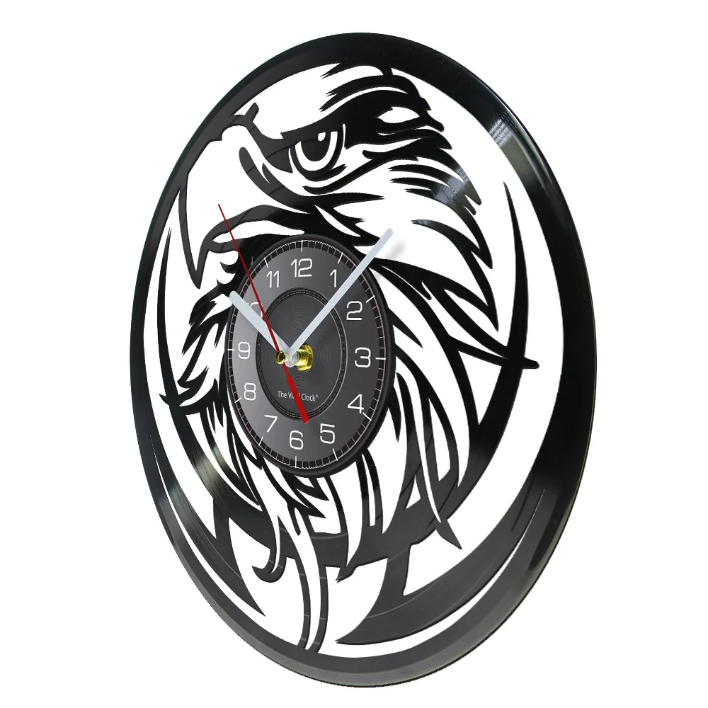 Eagle Hawk Wall Art Silent Wall Clock Bird of Prey Fierce Wild Animal Eagle Head Disk Crafts American Flag Patriotic Watch