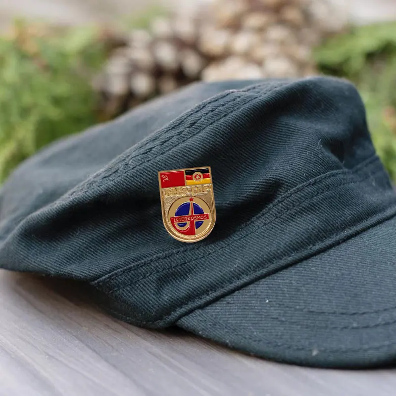 شارة Interkosmos DDR 1979-1980 بروش برنامج الفضاء الروسي اتحاد الجمهوريات الاشتراكية السوفياتية #6