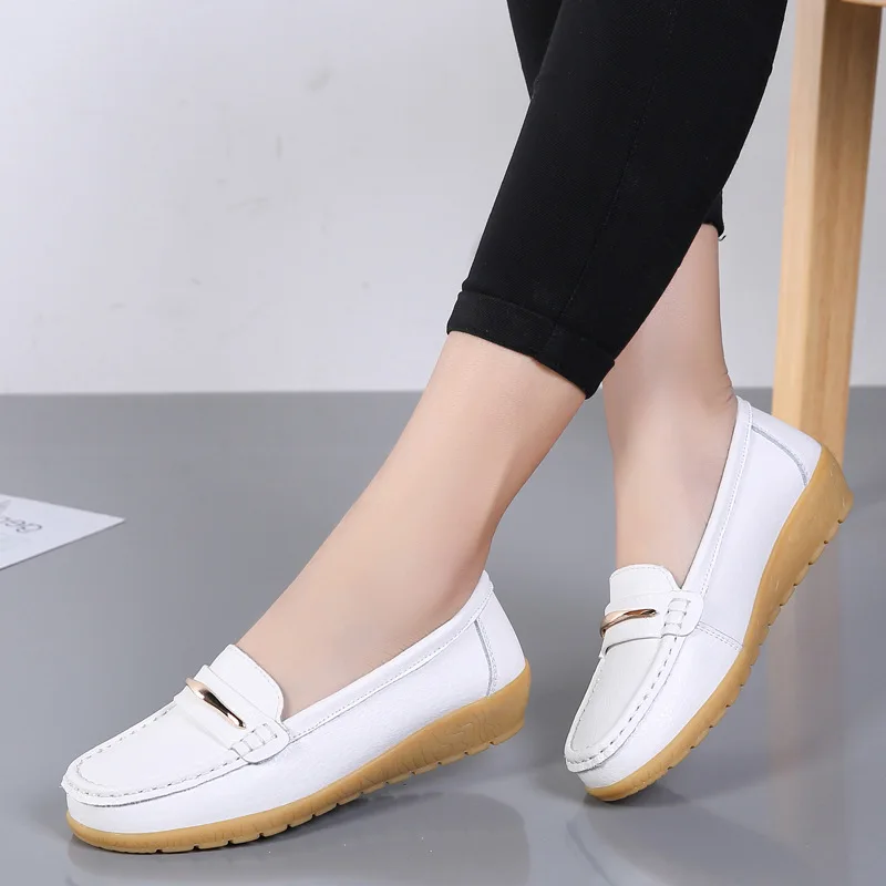 New Genuine Leather Shoes Woman Slip On Women Flats Moccasins Women\'s Loafers Spring Autumn Mother Shoe Big Size g76