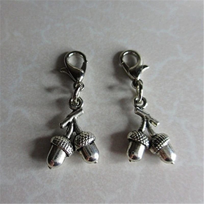 4pcs Double Sided Autumn Acorns Clip on Charm Charms for Diy Jewelry or Bag Pendant