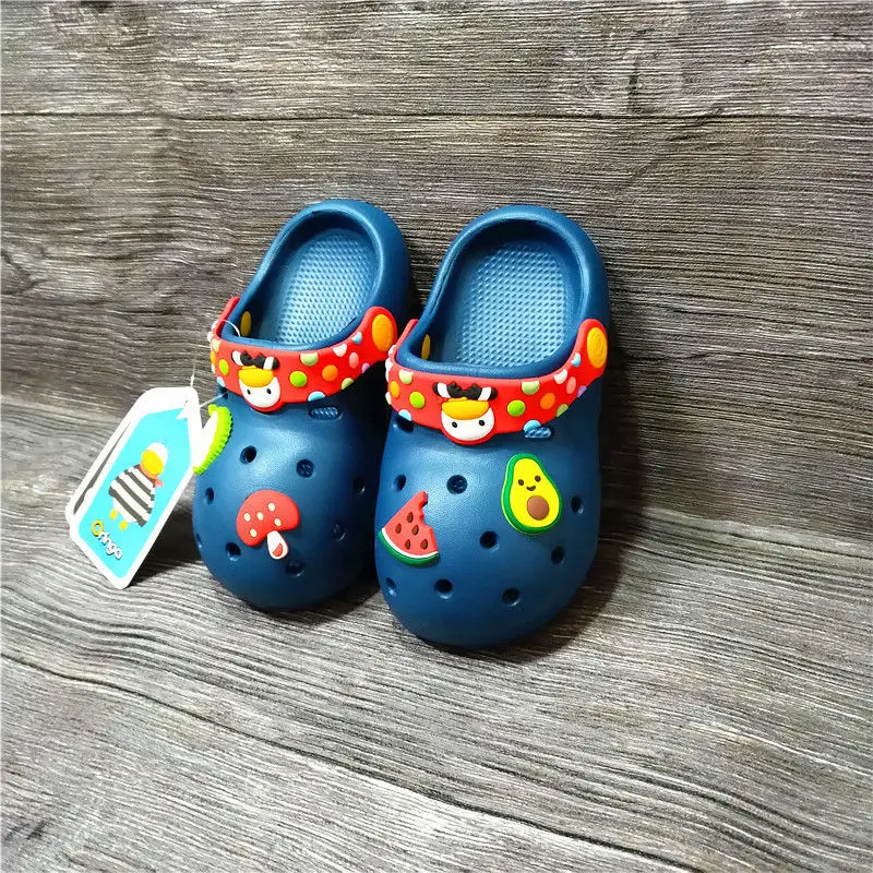 Cartoon Nette Clogs kinder Sandalen Loch Schuhe Jungen und Mädchen Weichen Boden Nicht-slip Baby Hausschuhe Sommer Kinder schuhe für Mädchen