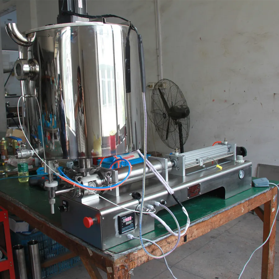 Pneumatic Piston Paste Filling Machine With Heating and Mixing Double Jacket Hopper For Chocolate Peanuts Sauce 110V 30-300ml