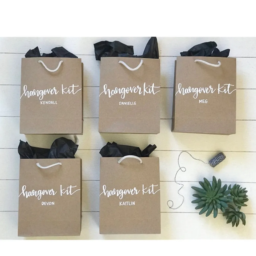 personalized wedding  gift  bags . kit .  gift  bags . bridesmaid  gift  bags .cutom  bridesmaid  tote  bags  Birthday  gift bag