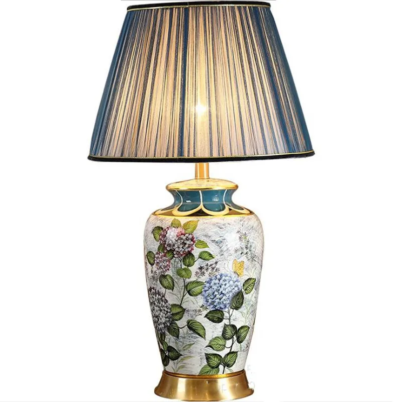 

European Luxurious Ceramic Table Lamp Foyer Bed Room Hand Painted Large Porcelain Wedding Desk Light 68cm D05