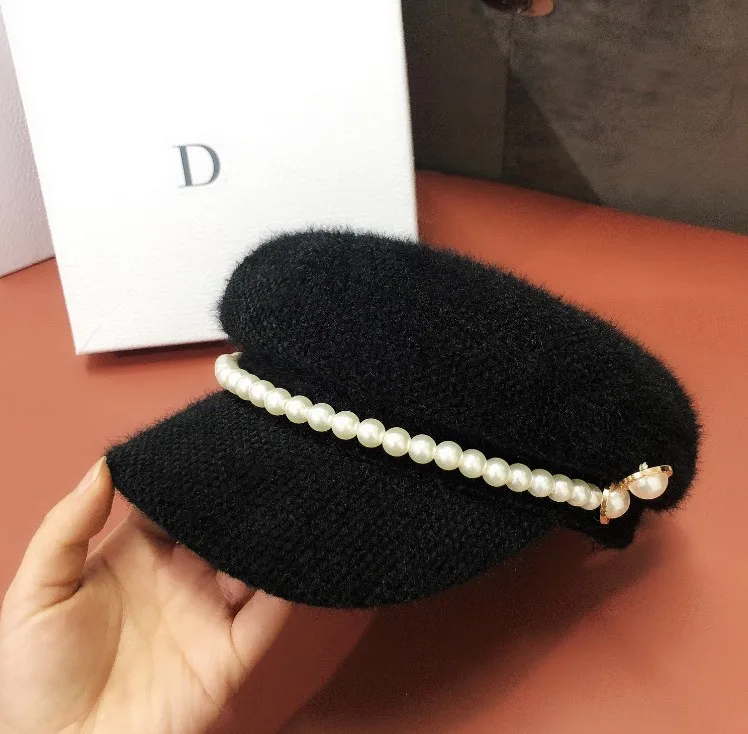 European White Black Fisherman Cap Elegant Vintage Mink Fur Warm Navy Cap Pearl Chain Casquette Cap Winter Warm Femme Beret Hat