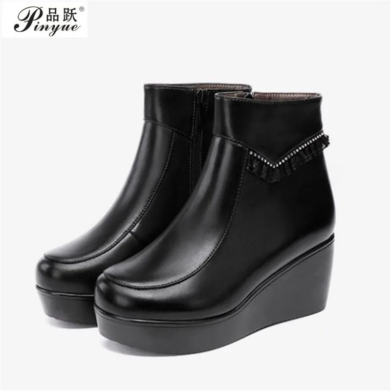 

Женские ботинки на среднем каблуке 6 см, осенне-зимние ботинки на танкетке, черные плюшевые ботильоны, ботинки на платформе, приблизительно 32-43