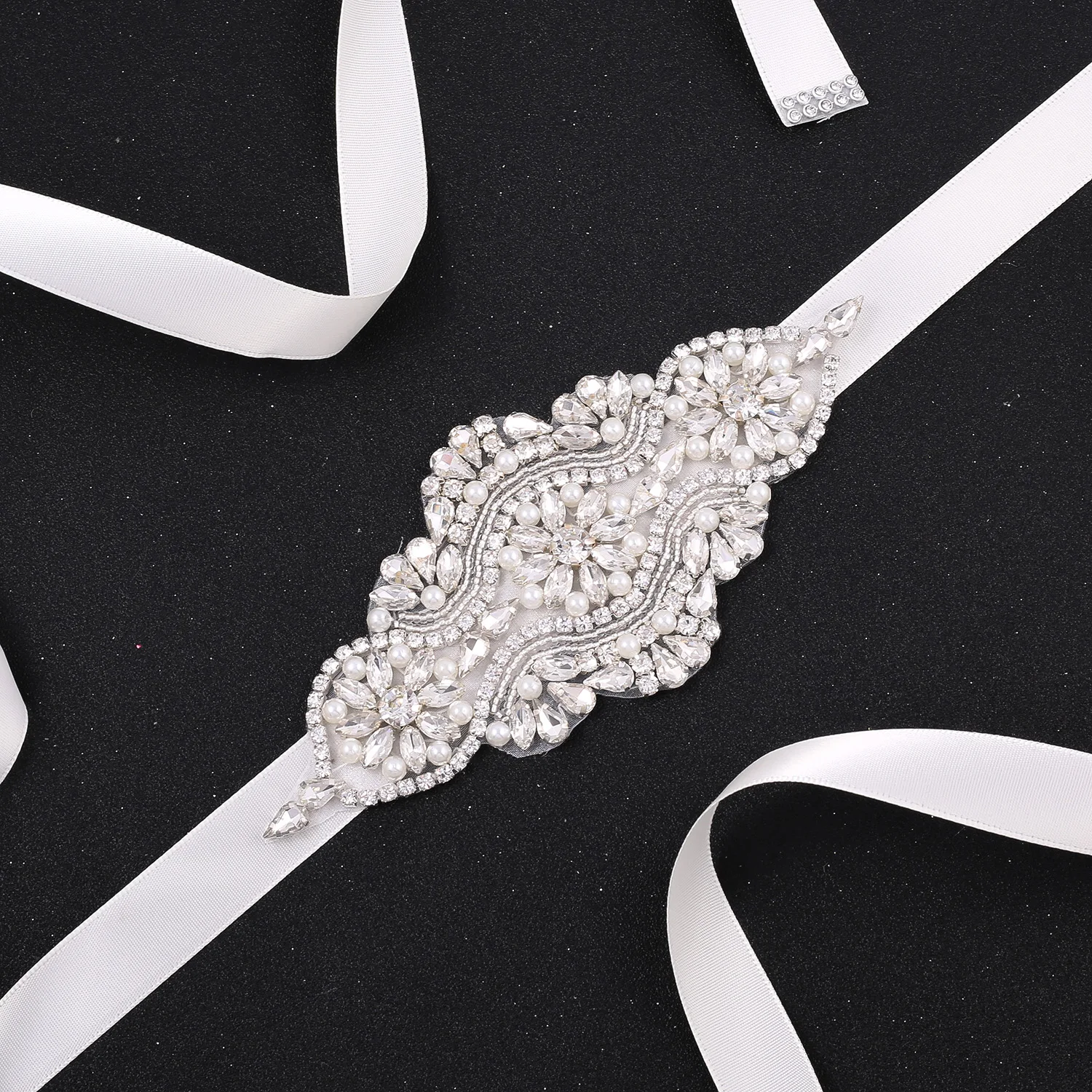 

SESTHFAR Rhinestone Bridal Belt for Wedding Silver India Silk Women Belt Girlfriend Belt Party Belt Shiny Belt