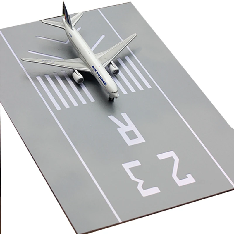 1:400 Scale Airport Aircraft Runway Apron Exhibition Platform Can Splicing  30*20cm For Airplanes Plane Model Decoration