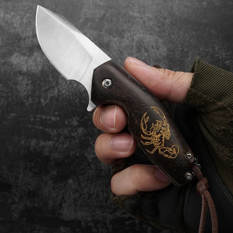 Folding knife high hardness D2 steel blade sandalwood handle bearing outdoor camping tool portable pocket knife