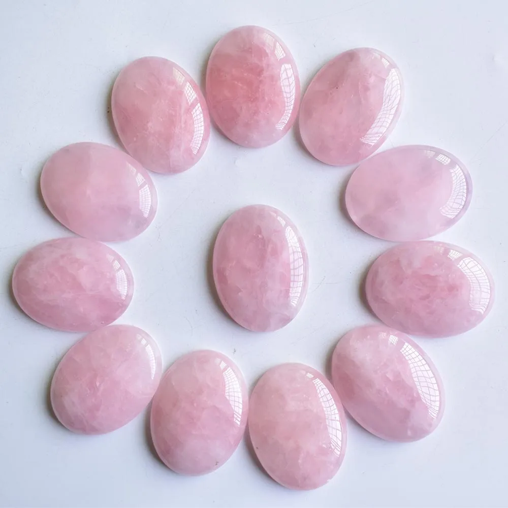 Großhandel mit hochwertigen natürlichen rosa Quarzsteinen, ovalen Cabochon-Perlen für die Schmuckherstellung, kostenloser Versand. – Detail 1