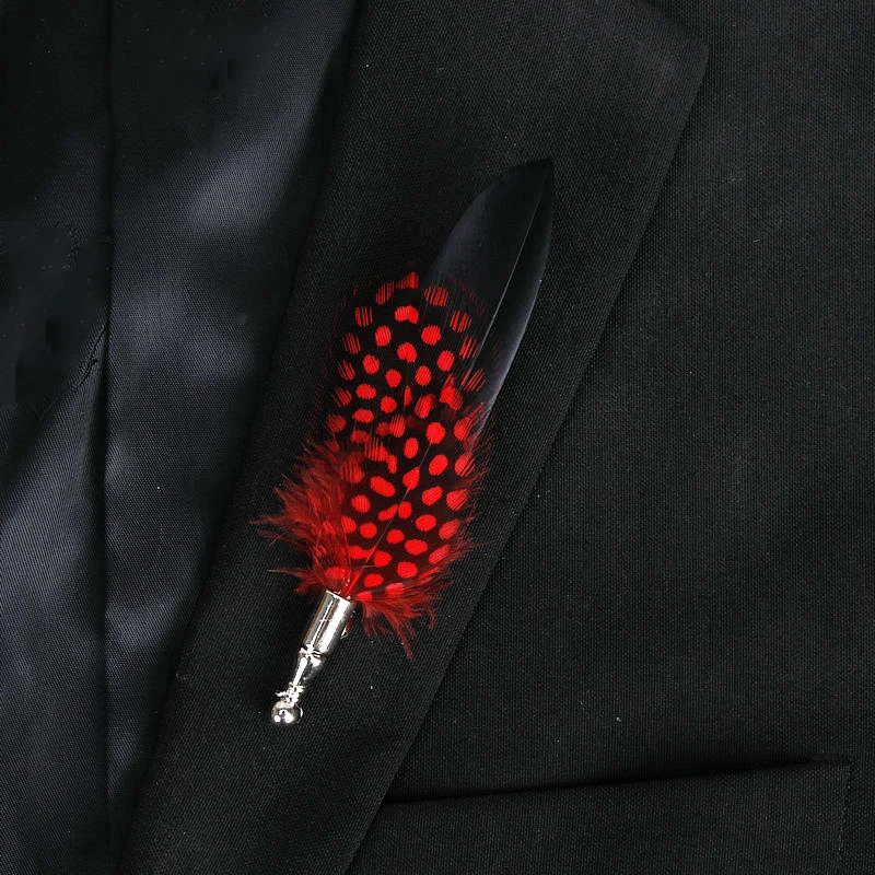 Brand New Feather Brooch Lapel Pin Fashion Designer Handmade Men Women Novelty Dot Brooches Lapel Pins Dress Suit Accessory Gift