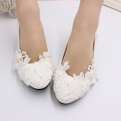 【Xingchenmao】2021 New Low Heel White Large Size Ladies Wedding Shoes PU Lace Bridesmaid Creative Shoes BH158