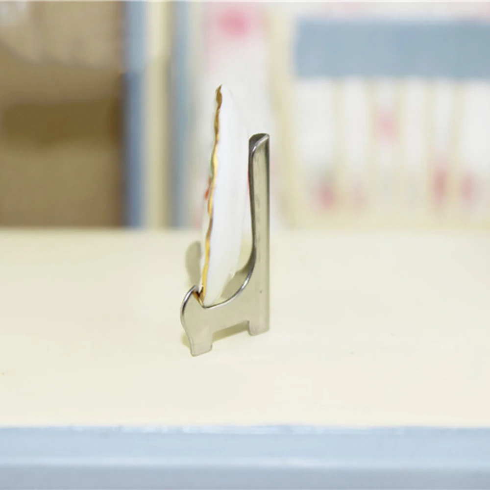 3Pcs 1/12 Doll House Miniature Alloy Tray Rack Simulation Plate Storage Rack Model Toy for Mini Decoration Dollhouse Accessories