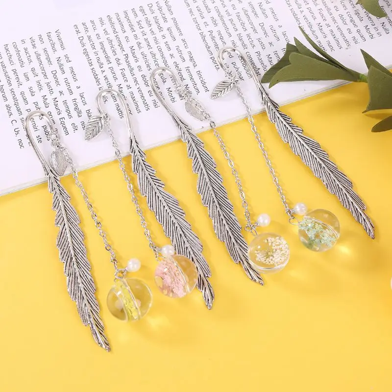 Retro Vintage Dried Flower Gypsophila Creative Metal Bookmarks Stationery Gift 19QA