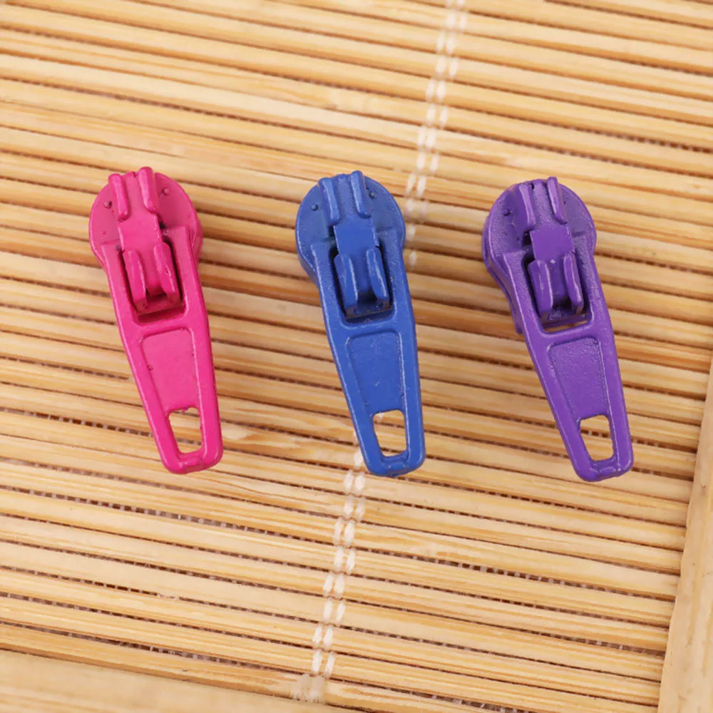 50 piece/lot Auto Lock Zipper Sliders For 3# Nylon Zipper, DIY Zipper Puller Heads For Sewing Tailor Tools Colorful 25 Colors