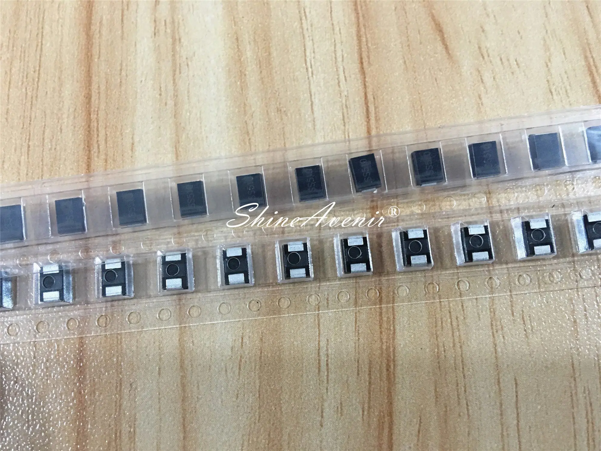 50pcs/lot Schottky Diode SS520 SS510 SS320 SS310 SS220 SS210 SS3200 SS2200 SS2150 STPS3150U SMB DO-214AA High quality