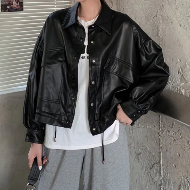 Jaket Kulit Hitam Wanita Korea Streetwear Saku Dipotong Kulit Jaket Moto Kasual Mode Longgar Jaket Wanita Musim Gugur 2021