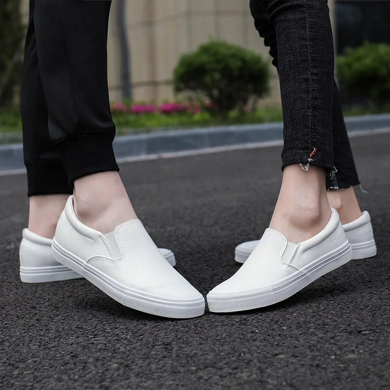 Fashion Cool Young Men Street Shoes Soft Mens Casual Shoes Brand Loafers Male Footwear Black White Shoes KA3764