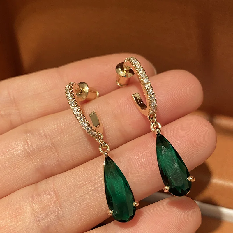 Vintage Drop Earrings For Women S925 Needles Simplicity Green Granny Artificial Emerald Water Drop Engagement Party Fine Jewelry