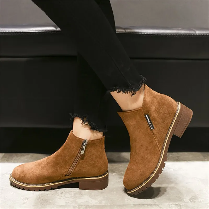 NEW Fashion Boots Women Autumn Winter Boots Flock Classic Zipper Snow Ankle Boots Winter Suede Warm Fur Plush Retro Women Shoes