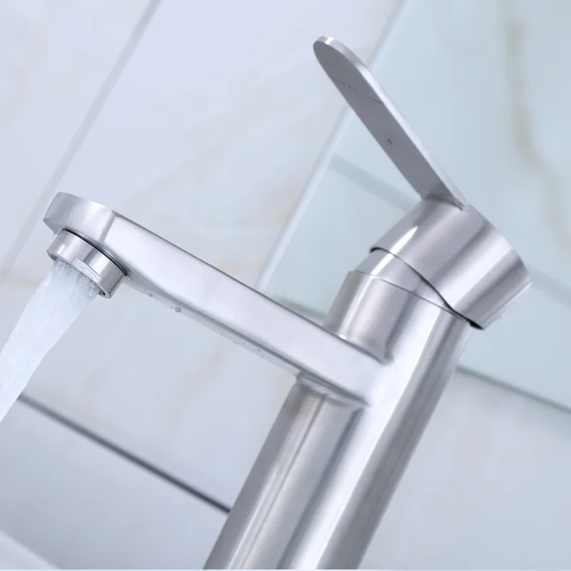 304stainless Steel Brushed Basin Faucet Single Hole Square Hot and Cold Mixing Basin Faucet Bathroom Vanity Faucet Bathtub Fauce