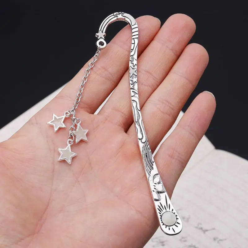 Glow In The Dark Luminous Book Marker Creative Stars Bookmark Label School Office Stationery