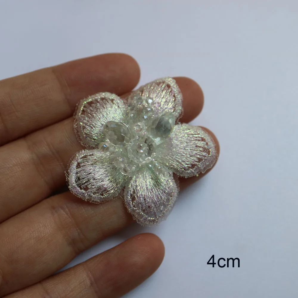 10pcs/lot Handmade white sukura flower beaded patches for clothing DIY sew on patch embroidered applique Parches