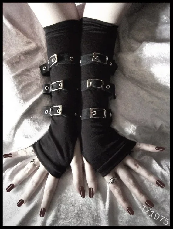 Steampunk Unisex Buckled Up Bondage Arm Warmers With Metal Buckle Straps Women\'s Black Gothic Style Fingerless Gloves