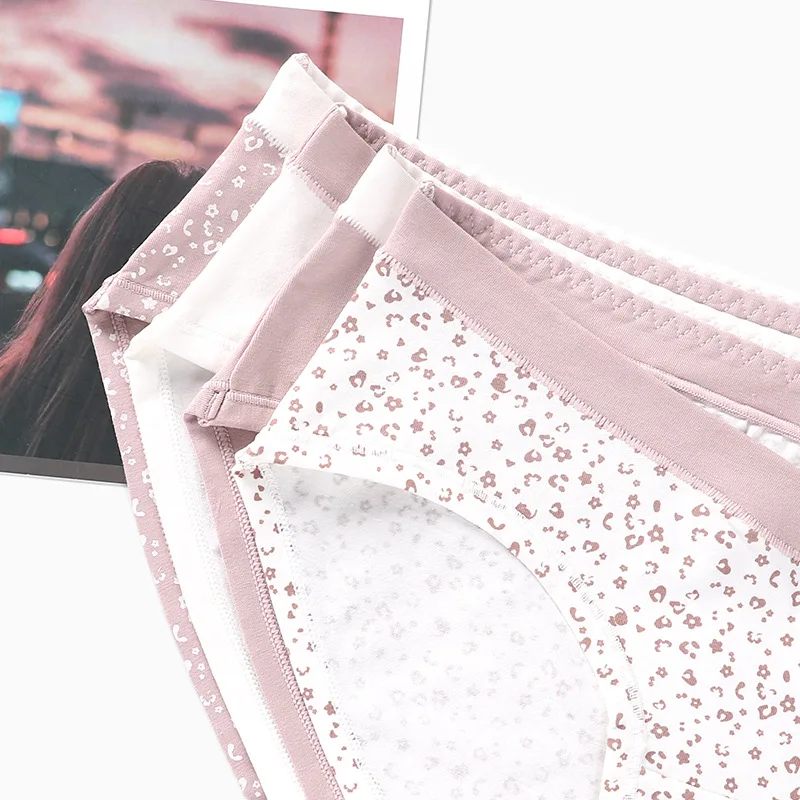 4pcs plus Size Sexy Printed Cotton Maternity Panties Low Waist V Briefs Summer Pregnancy Underwear Lingerie for Pregnant Women view 3
