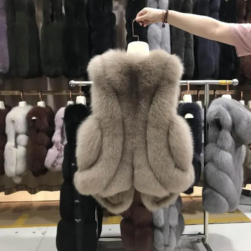 Gilet in pelliccia di volpe sintetica da donna pelle piena autunno e inverno nuovo stile coda di pesce pelliccia di volpe gilet di media lunghezza donna calda