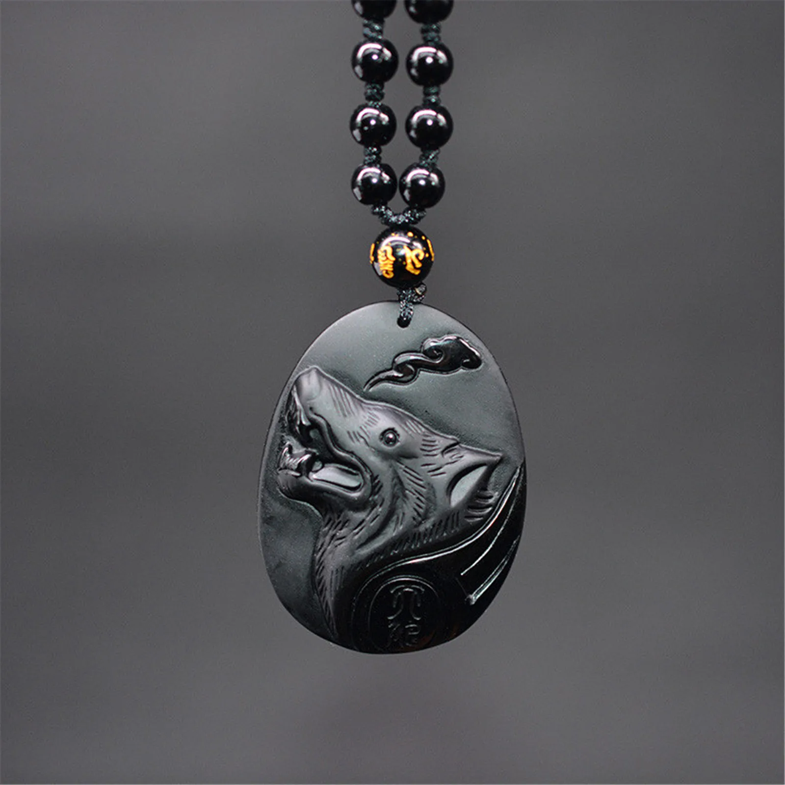 

Obsidian Necklace Wolf Head Black Natural Stone Animal Howl Oval Carved Pendant Beaded Chain for Men and Women Obdidian Amulet